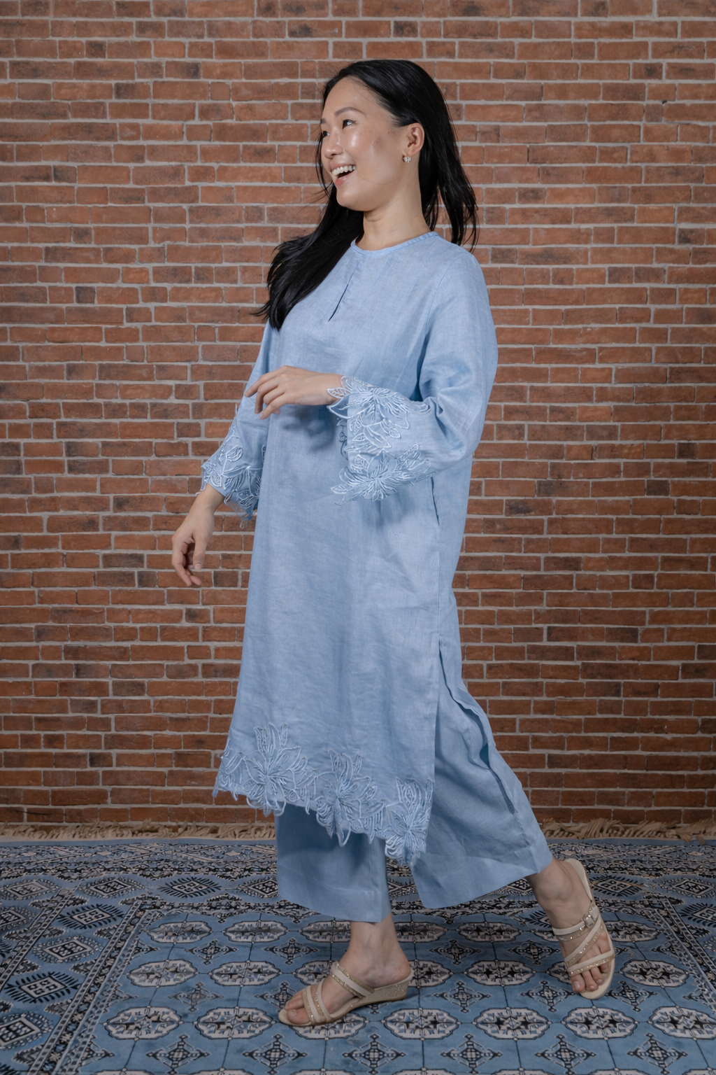 Stargazers in Sky Blue - Image 4